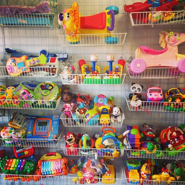 Santa didn't bring what you wanted? 25% off ALL toys & outerwear! #toys#batonrouge #clearance#resale